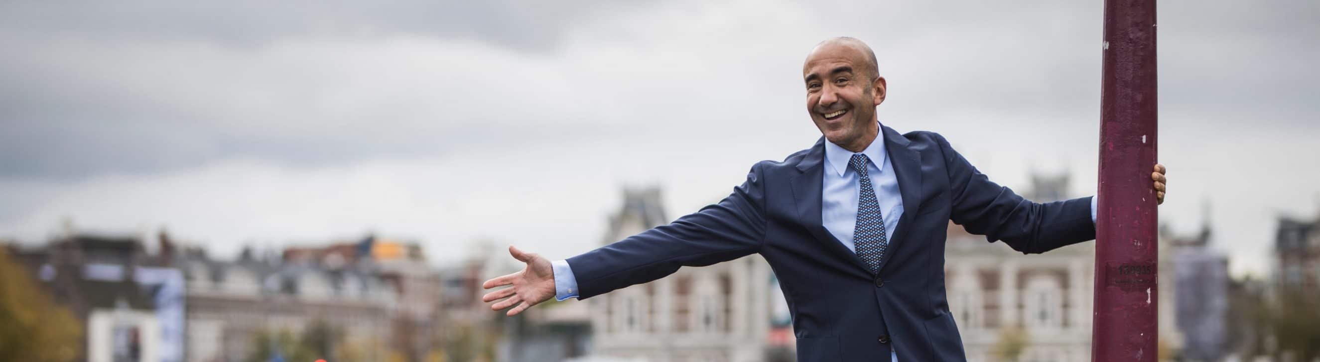 Cover foto Oliver Khouri